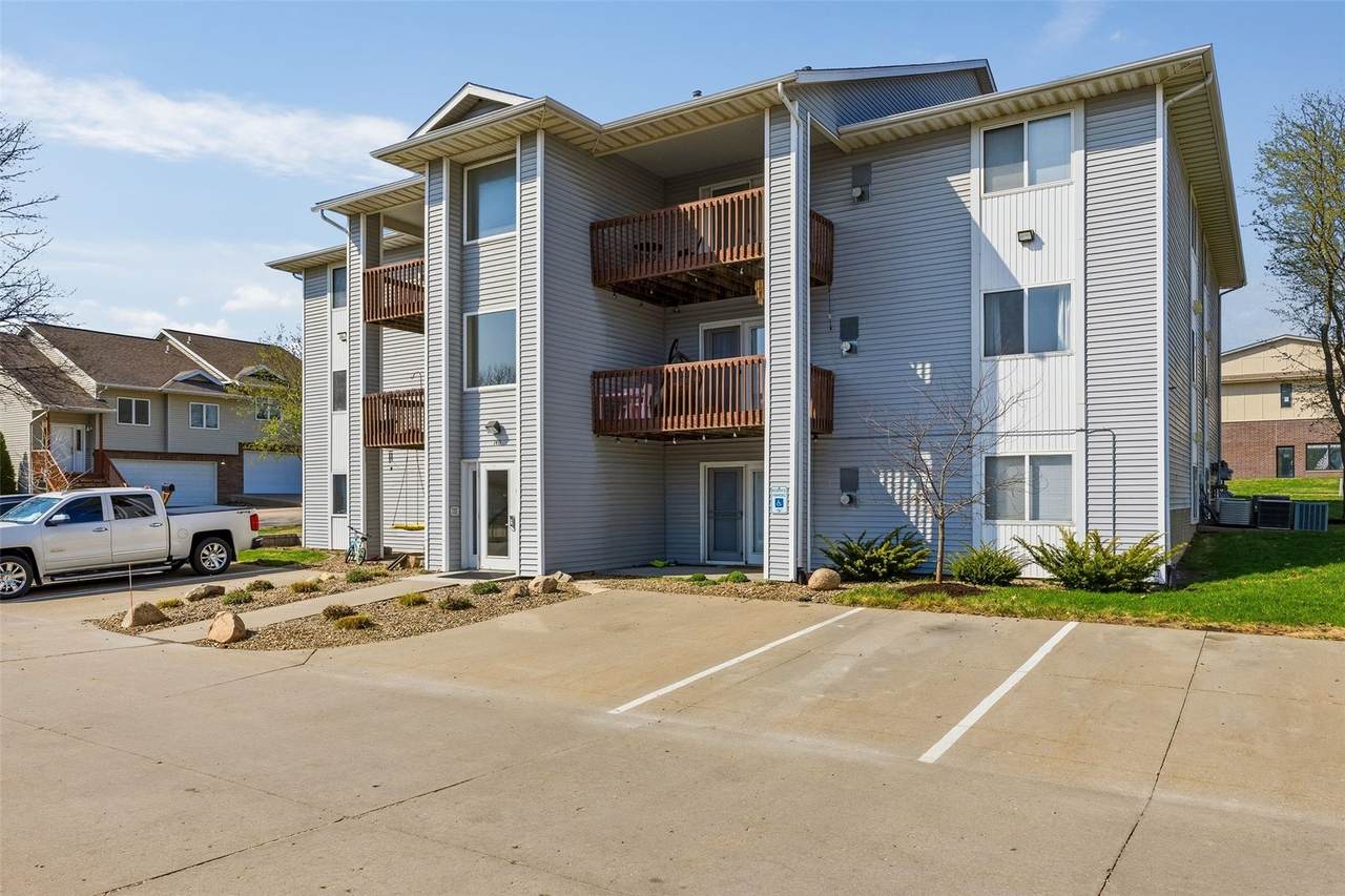 140 Shannon Drive - Photo 1