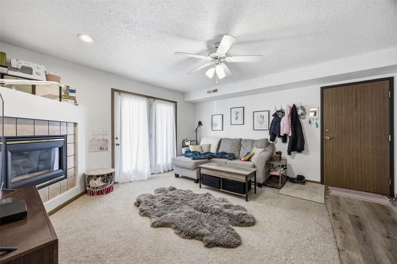 https://bt-photos.global.ssl.fastly.net/cedarrapids/1280_boomver_1_2602234-2.jpg
