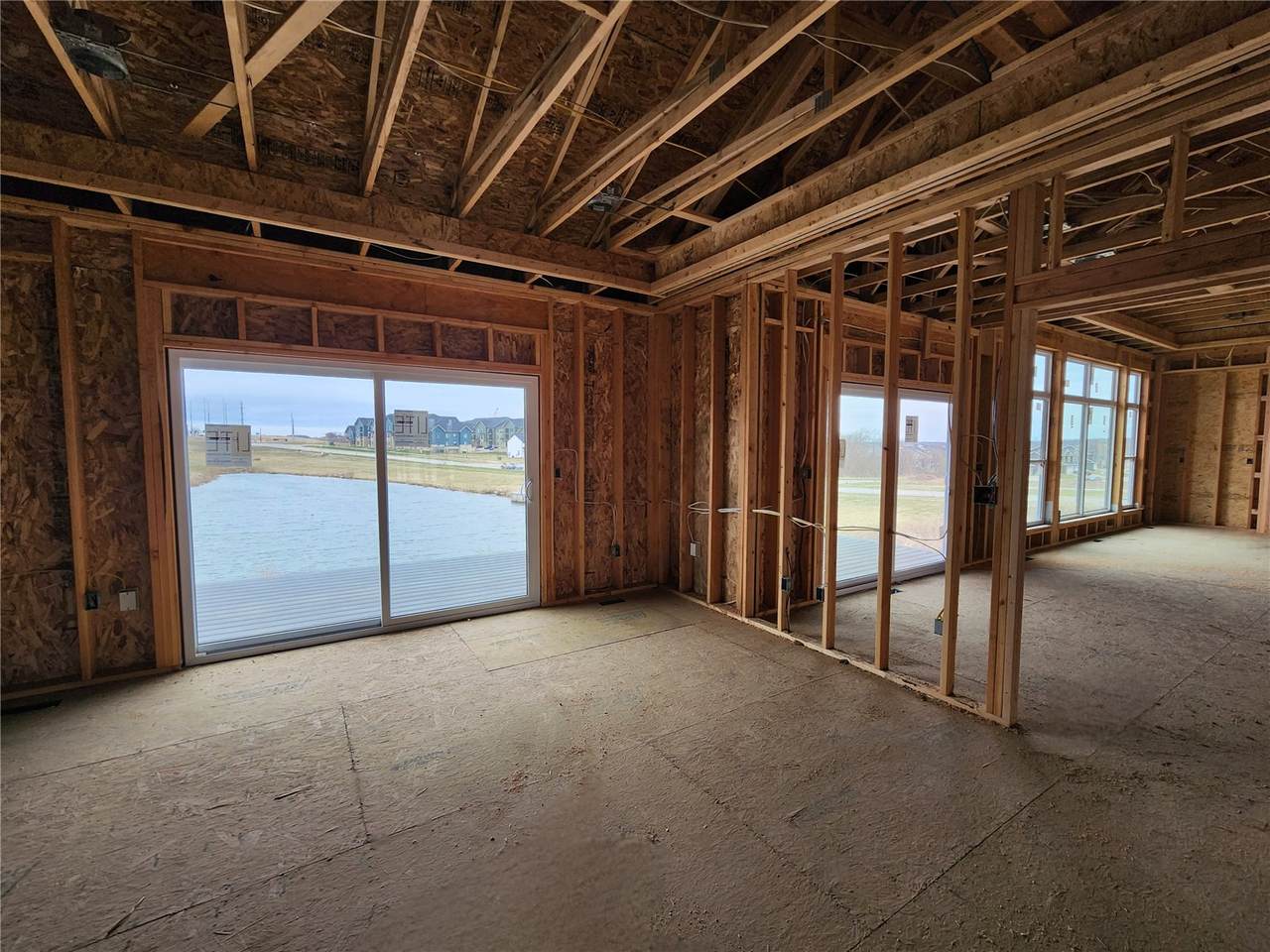 https://bt-photos.global.ssl.fastly.net/cedarrapids/1280_boomver_1_2602240-2.jpg