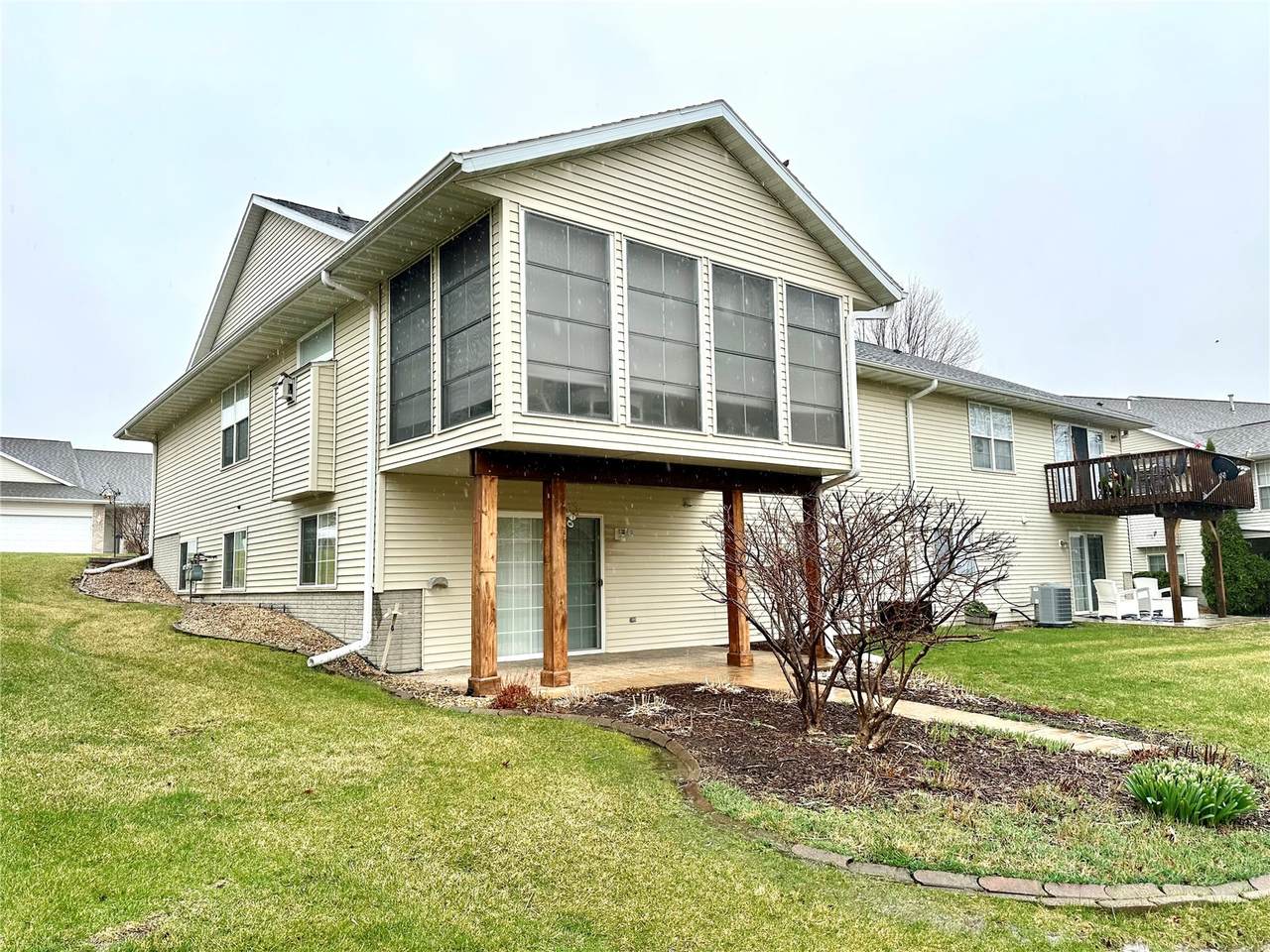 https://bt-photos.global.ssl.fastly.net/cedarrapids/orig_boomver_1_2602242-2.jpg