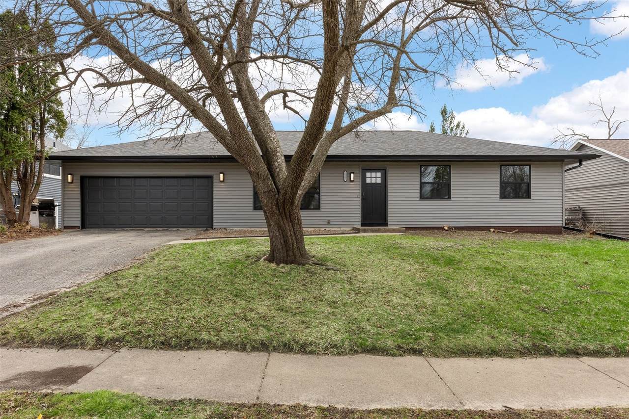https://bt-photos.global.ssl.fastly.net/cedarrapids/1280_boomver_1_2602244-2.jpg