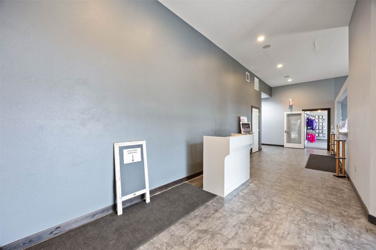 https://bt-photos.global.ssl.fastly.net/cedarrapids/1280_boomver_1_2602267-2.jpg