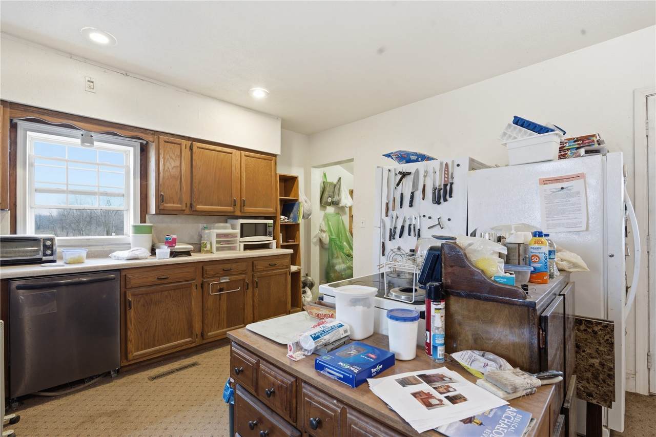 https://bt-photos.global.ssl.fastly.net/cedarrapids/1280_boomver_1_2602282-2.jpg