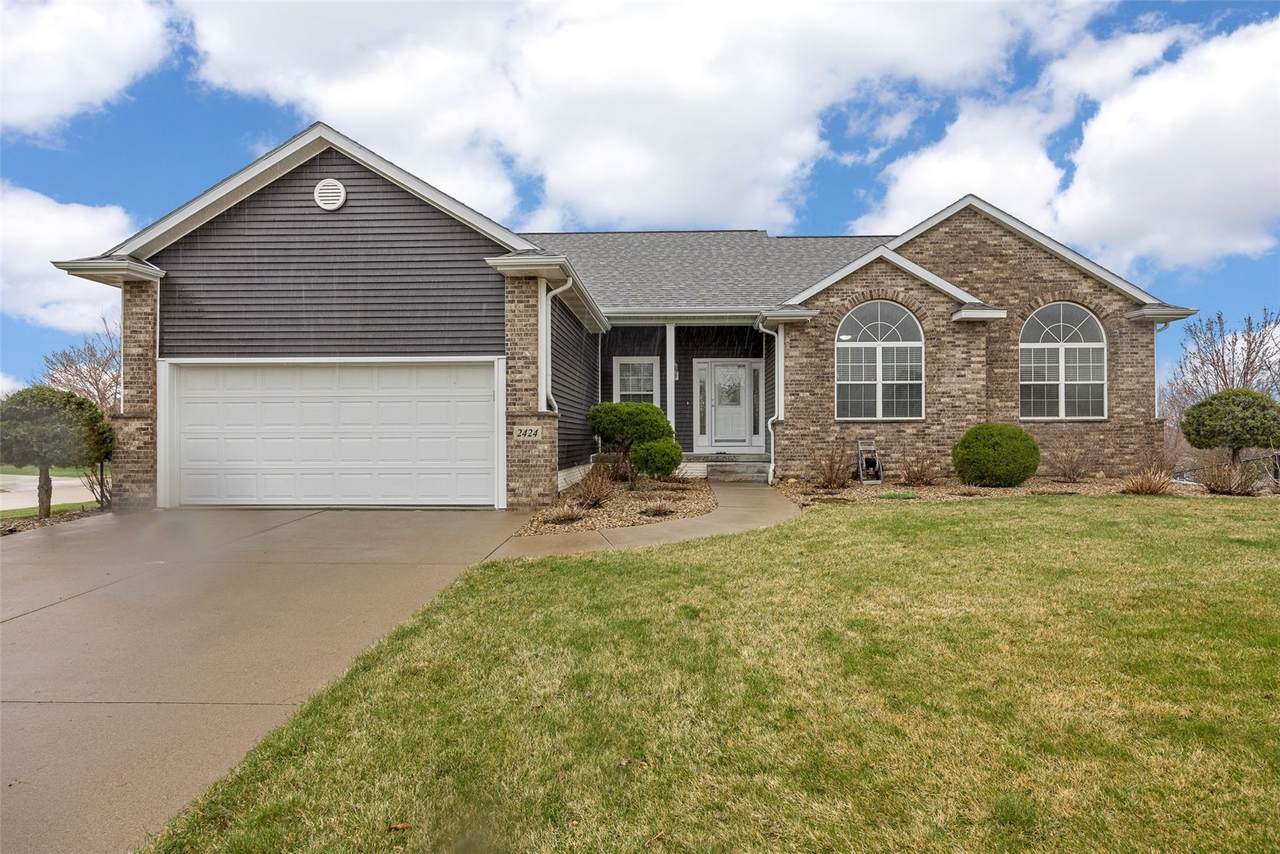 2424 Radcliffe Drive - Photo 1