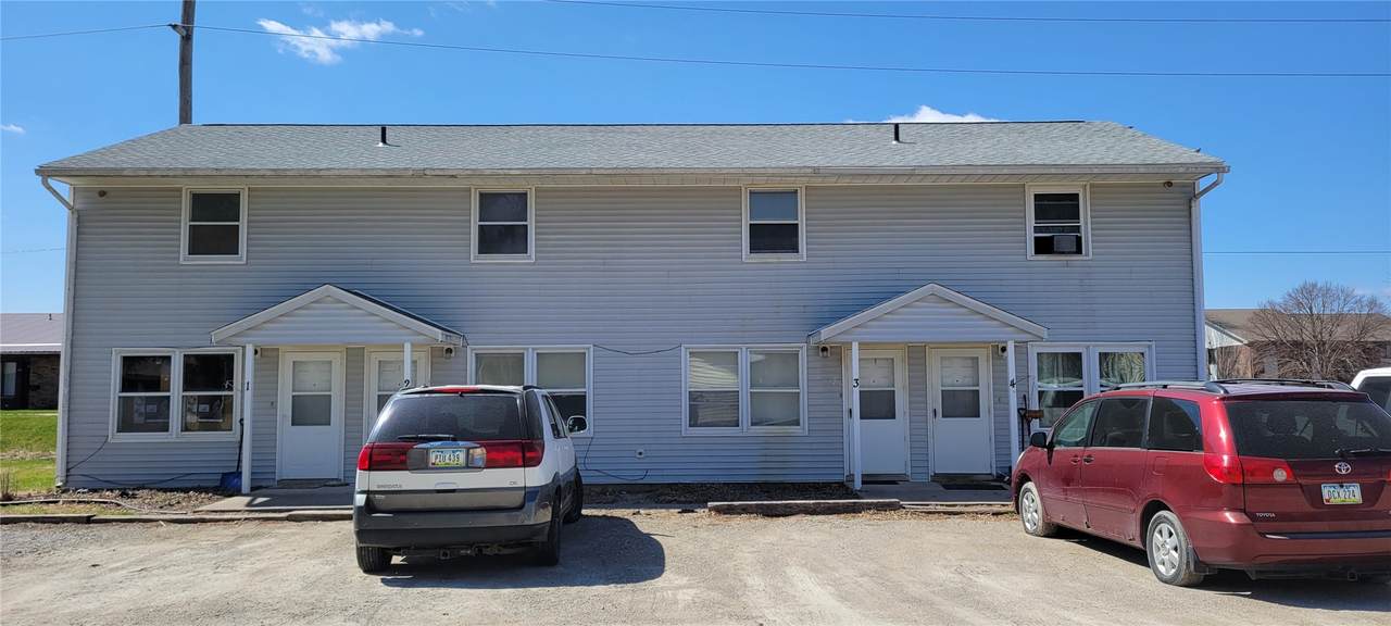 695 Pine Street - Photo 1