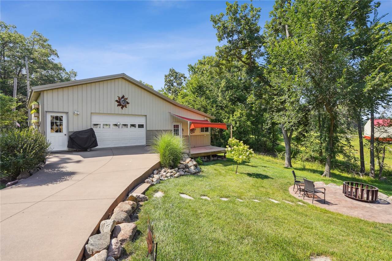 https://bt-photos.global.ssl.fastly.net/cedarrapids/orig_boomver_2_2602357-2.jpg