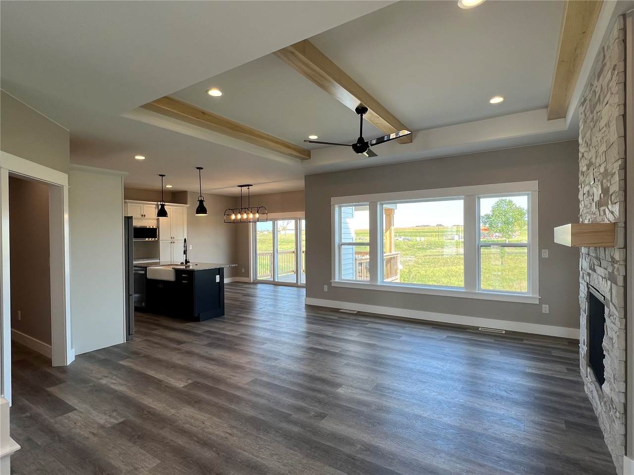 https://bt-photos.global.ssl.fastly.net/cedarrapids/1280_boomver_1_2602380-2.jpg