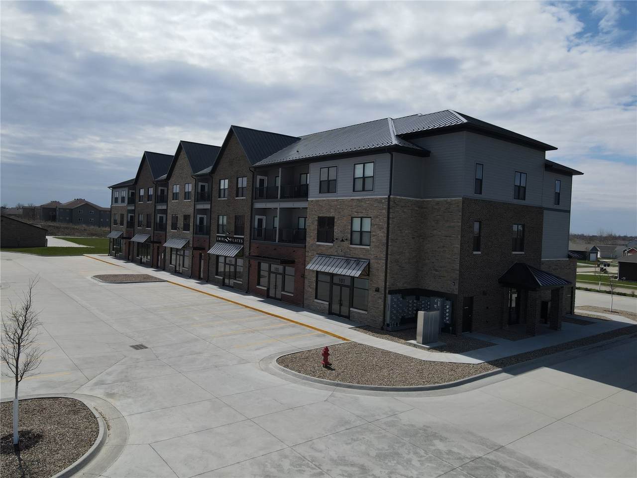 https://bt-photos.global.ssl.fastly.net/cedarrapids/1280_boomver_1_2602384-2.jpg