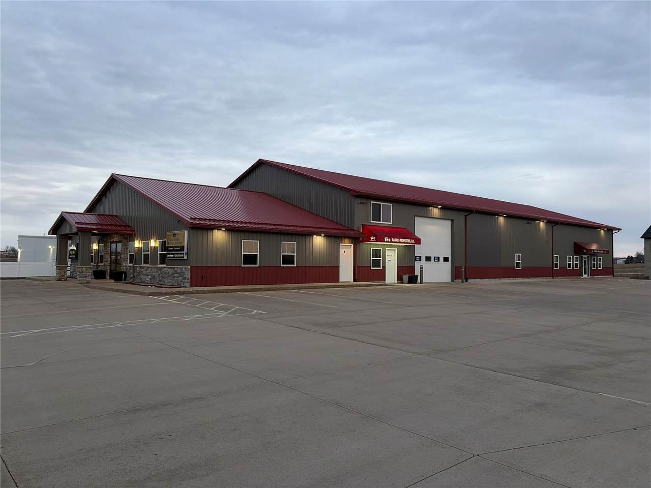 https://bt-photos.global.ssl.fastly.net/cedarrapids/1280_boomver_1_2602436-2.jpg