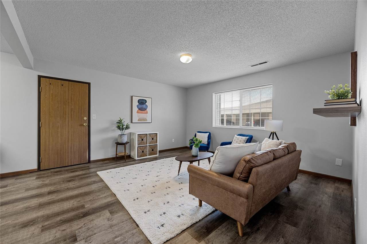 https://bt-photos.global.ssl.fastly.net/cedarrapids/1280_boomver_1_2602501-2.jpg