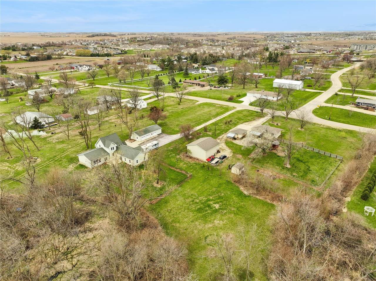 https://bt-photos.global.ssl.fastly.net/cedarrapids/1280_boomver_1_2602526-2.jpg