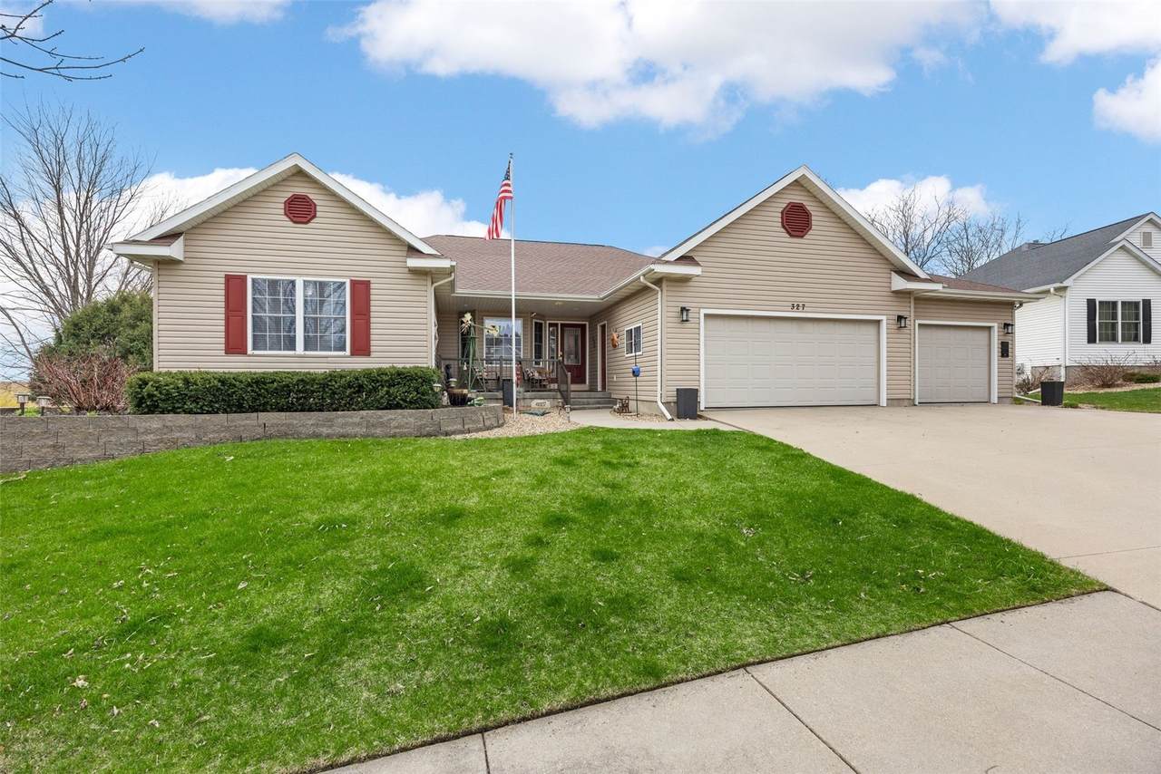https://bt-photos.global.ssl.fastly.net/cedarrapids/1280_boomver_1_2602558-2.jpg