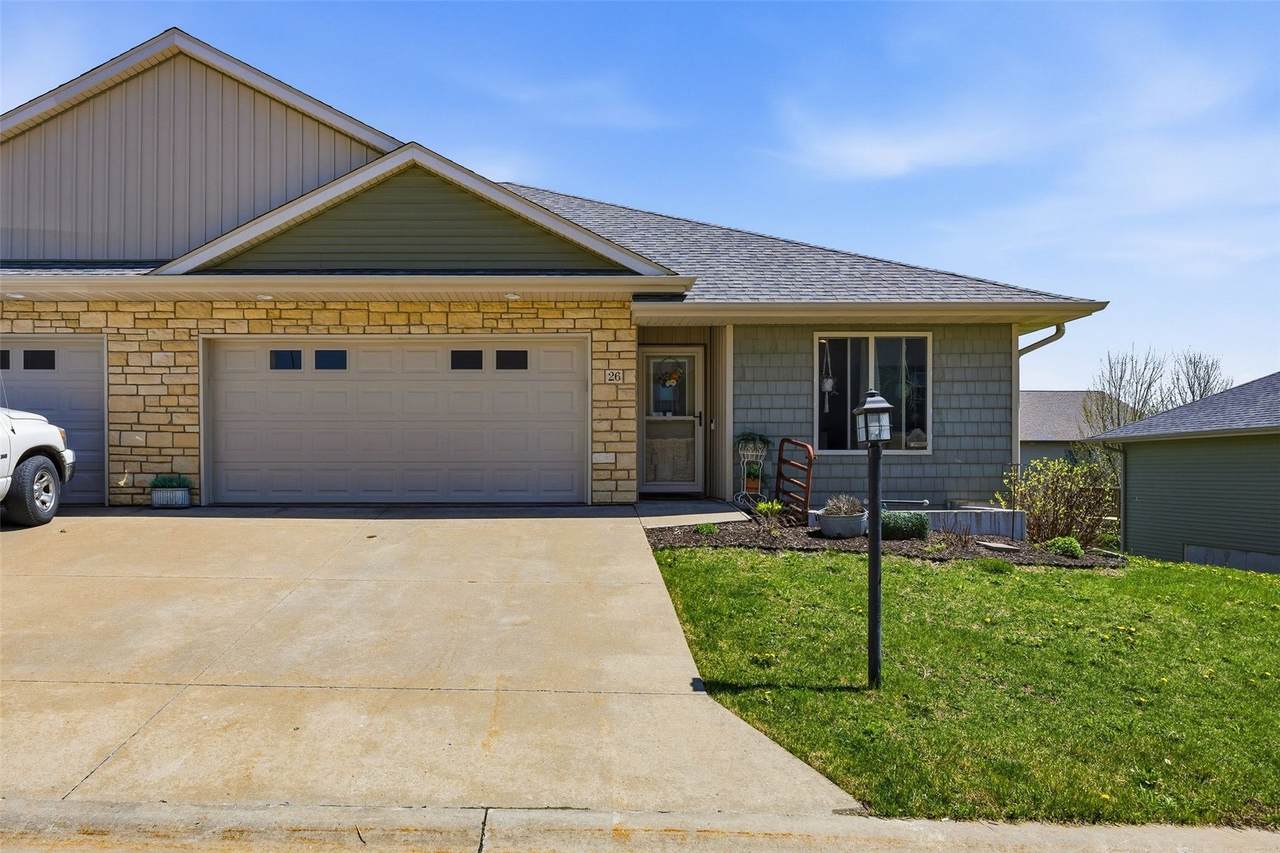 26 Renee Lane - Photo 1