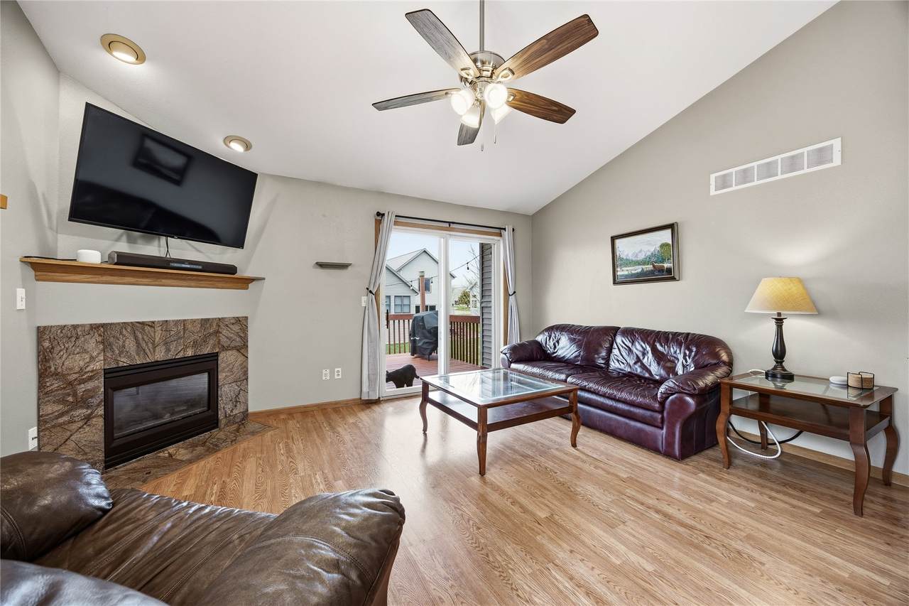 https://bt-photos.global.ssl.fastly.net/cedarrapids/1280_boomver_1_2602625-2.jpg