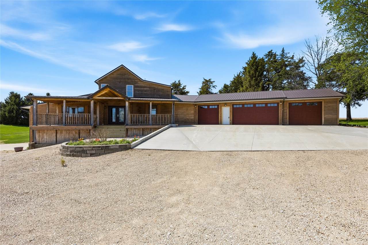 https://bt-photos.global.ssl.fastly.net/cedarrapids/1280_boomver_1_2602770-2.jpg
