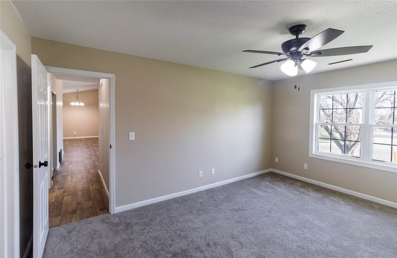 https://bt-photos.global.ssl.fastly.net/cedarrapids/1280_boomver_1_2602830-2.jpg