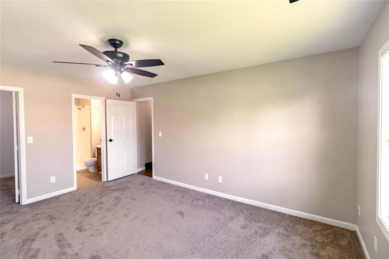 https://bt-photos.global.ssl.fastly.net/cedarrapids/1280_boomver_1_2602830-2.jpg