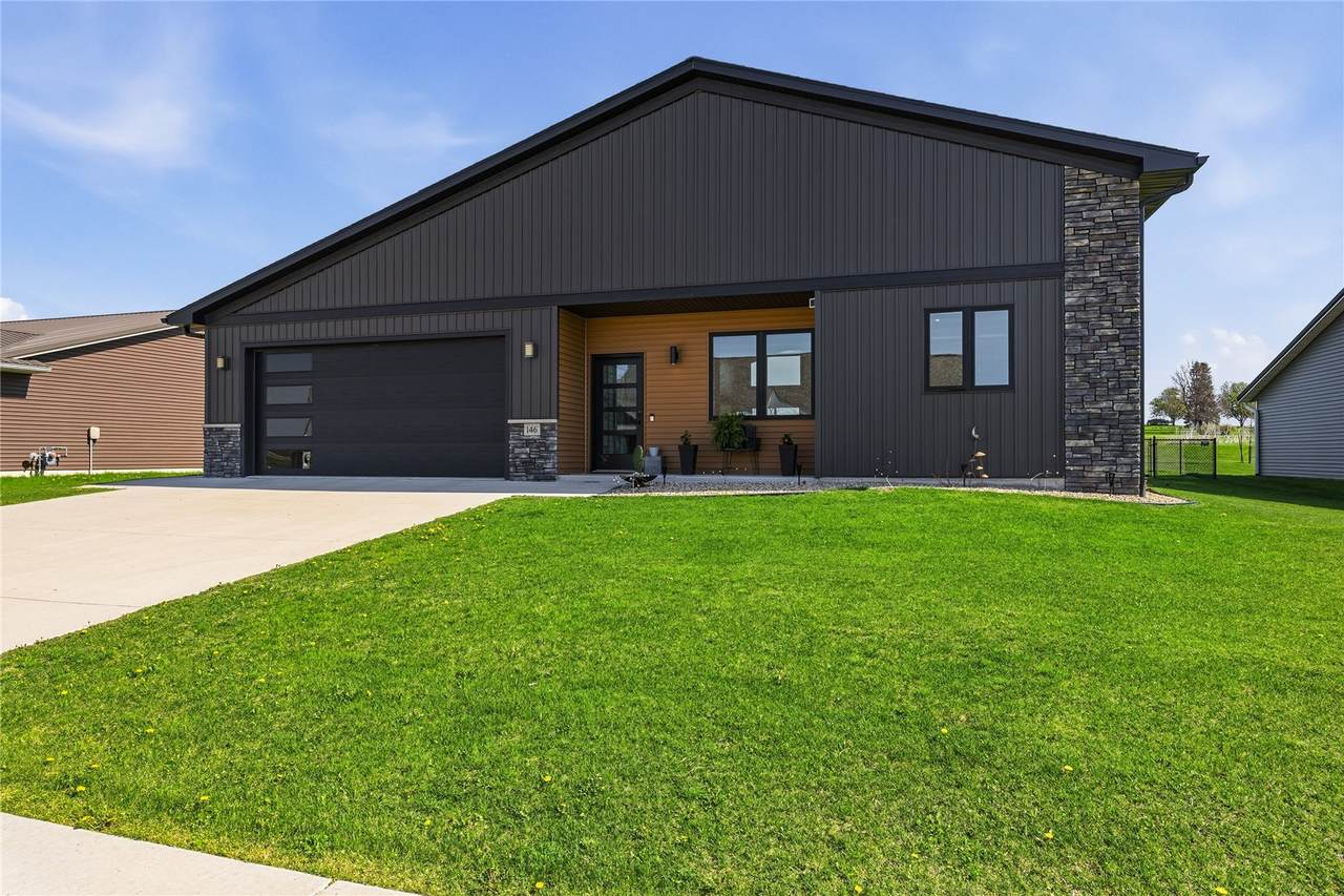 146 Towne Centre Drive - Photo 1