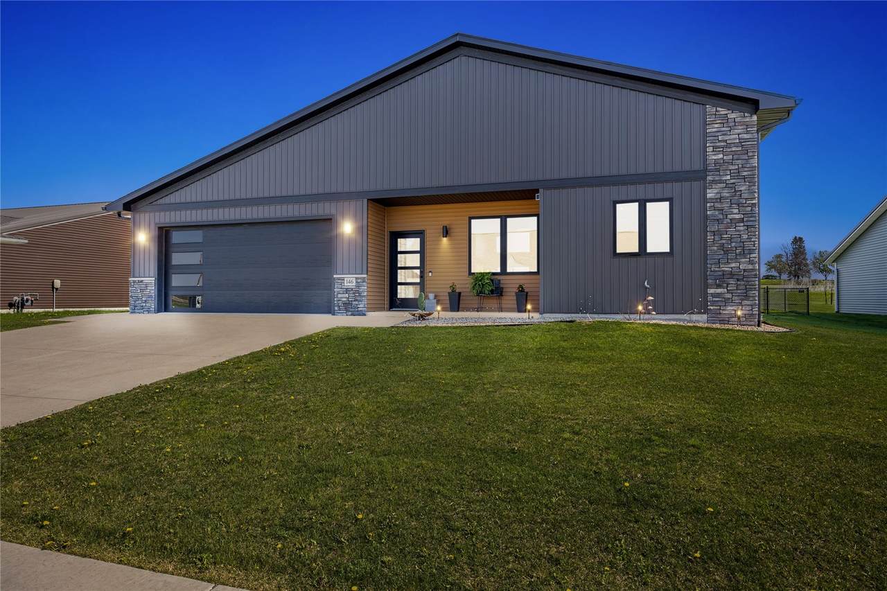 https://bt-photos.global.ssl.fastly.net/cedarrapids/1280_boomver_1_2602839-2.jpg