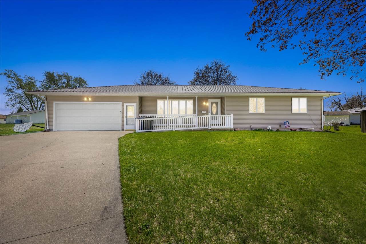 https://bt-photos.global.ssl.fastly.net/cedarrapids/1280_boomver_1_2602873-2.jpg