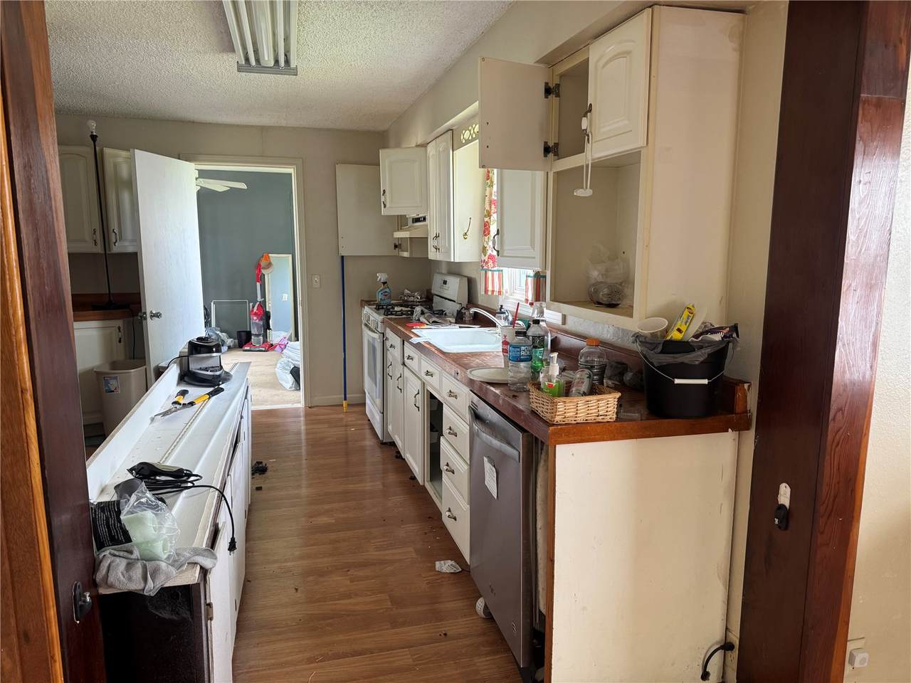 https://bt-photos.global.ssl.fastly.net/cedarrapids/1280_boomver_1_2602958-2.jpg