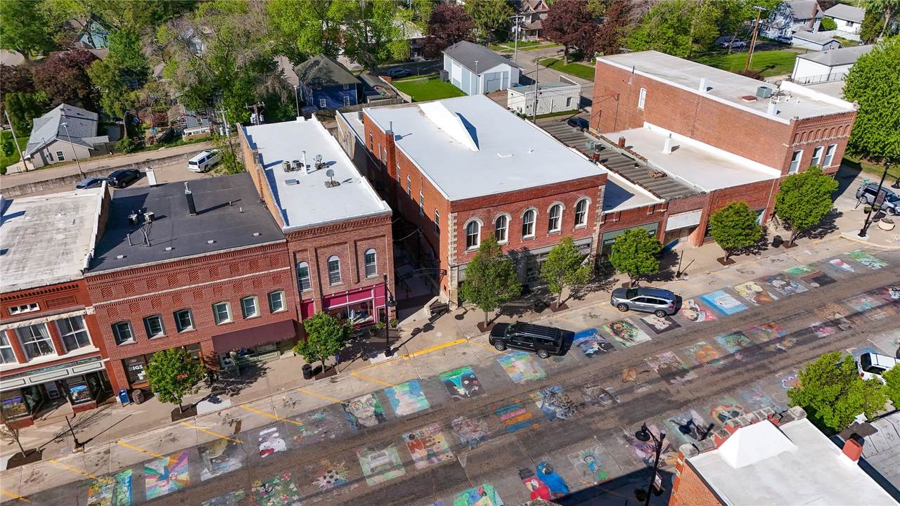 https://bt-photos.global.ssl.fastly.net/cedarrapids/1280_boomver_1_2602972-2.jpg