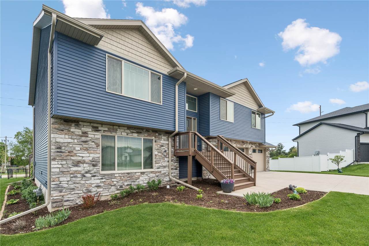 https://bt-photos.global.ssl.fastly.net/cedarrapids/1280_boomver_1_2602984-2.jpg