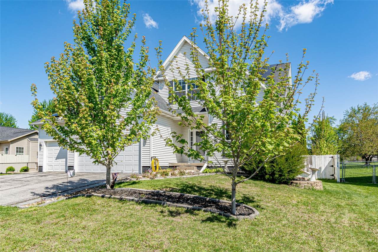 https://bt-photos.global.ssl.fastly.net/cedarrapids/1280_boomver_1_2603049-2.jpg