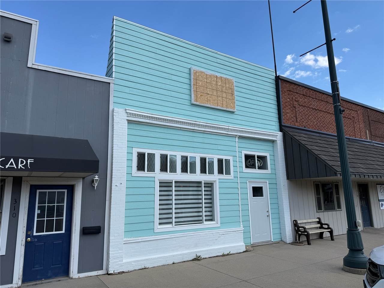 312 Main St - Photo 1