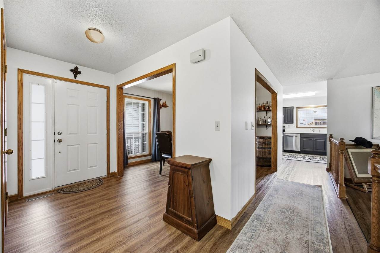 https://bt-photos.global.ssl.fastly.net/cedarrapids/1280_boomver_1_2603102-2.jpg