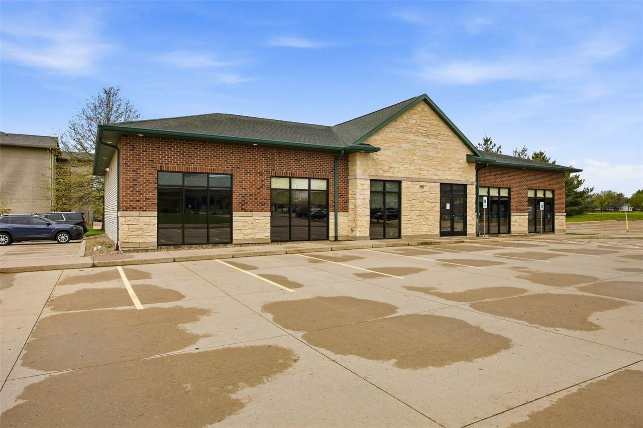 450 Colton Circle - Photo 1
