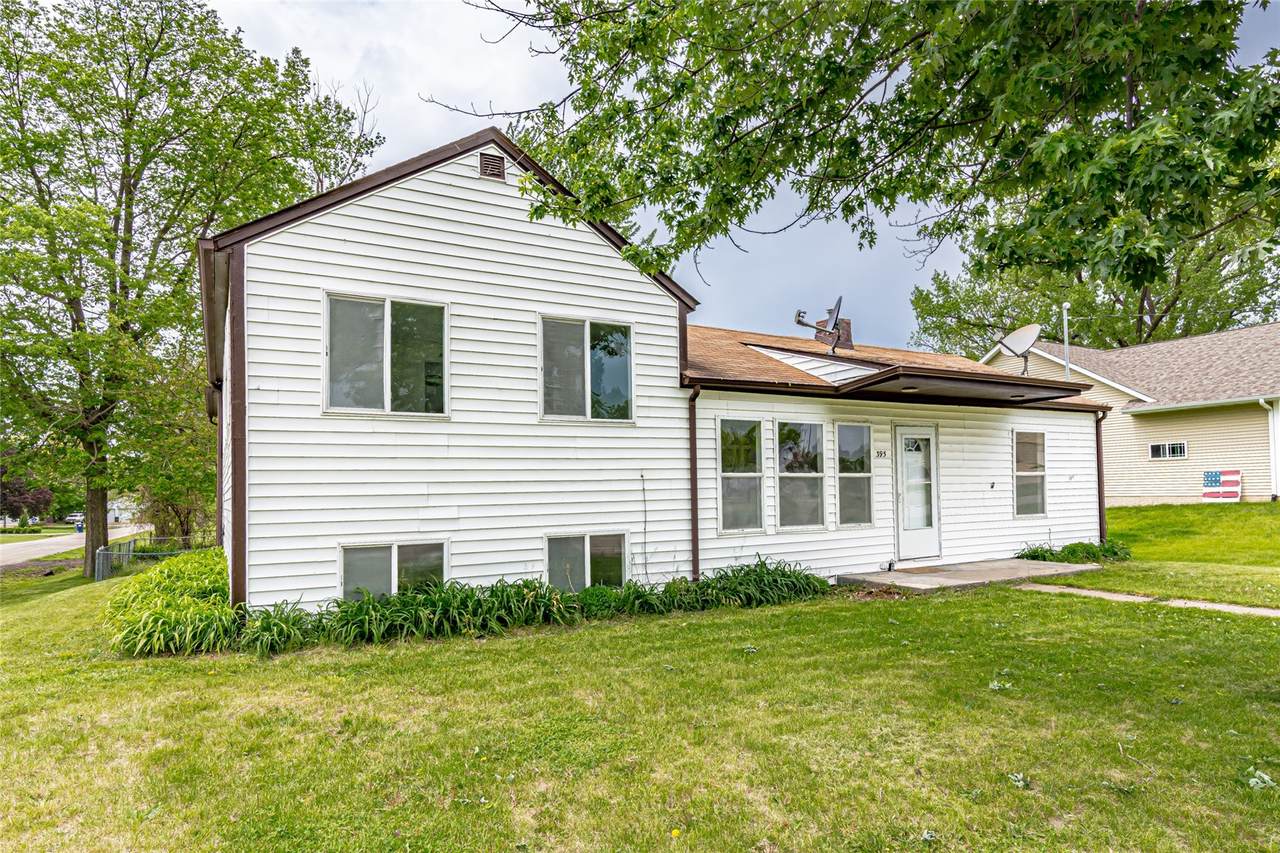 395 Troy - Photo 1