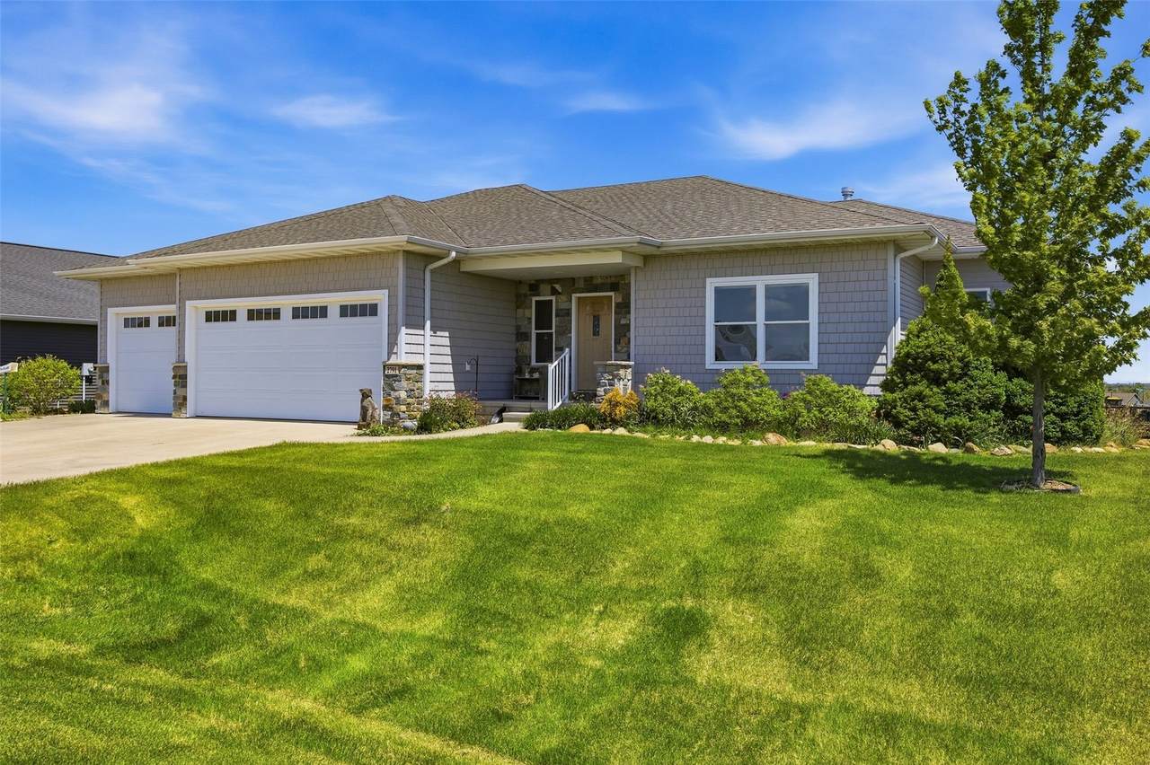 https://bt-photos.global.ssl.fastly.net/cedarrapids/1280_boomver_1_2603320-2.jpg