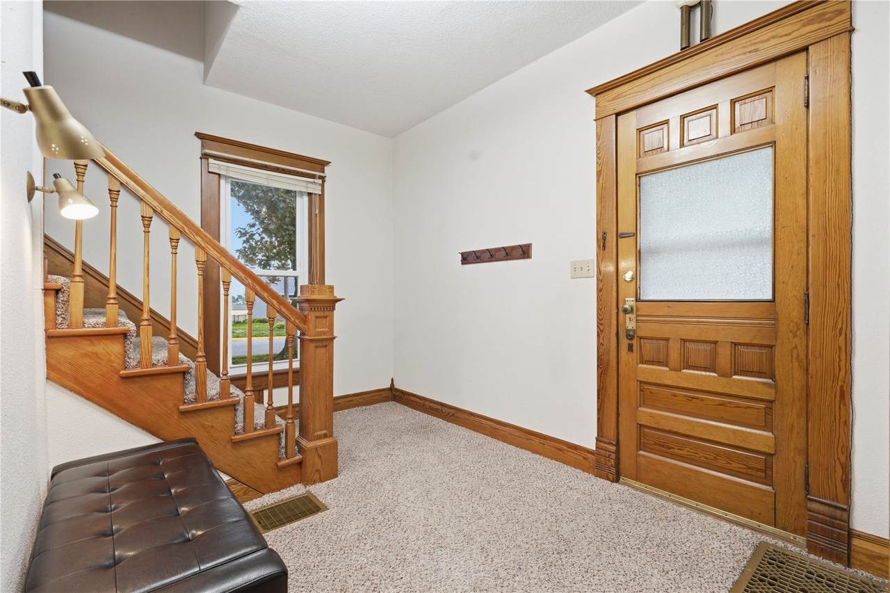 https://bt-photos.global.ssl.fastly.net/cedarrapids/1280_boomver_1_2603391-2.jpg