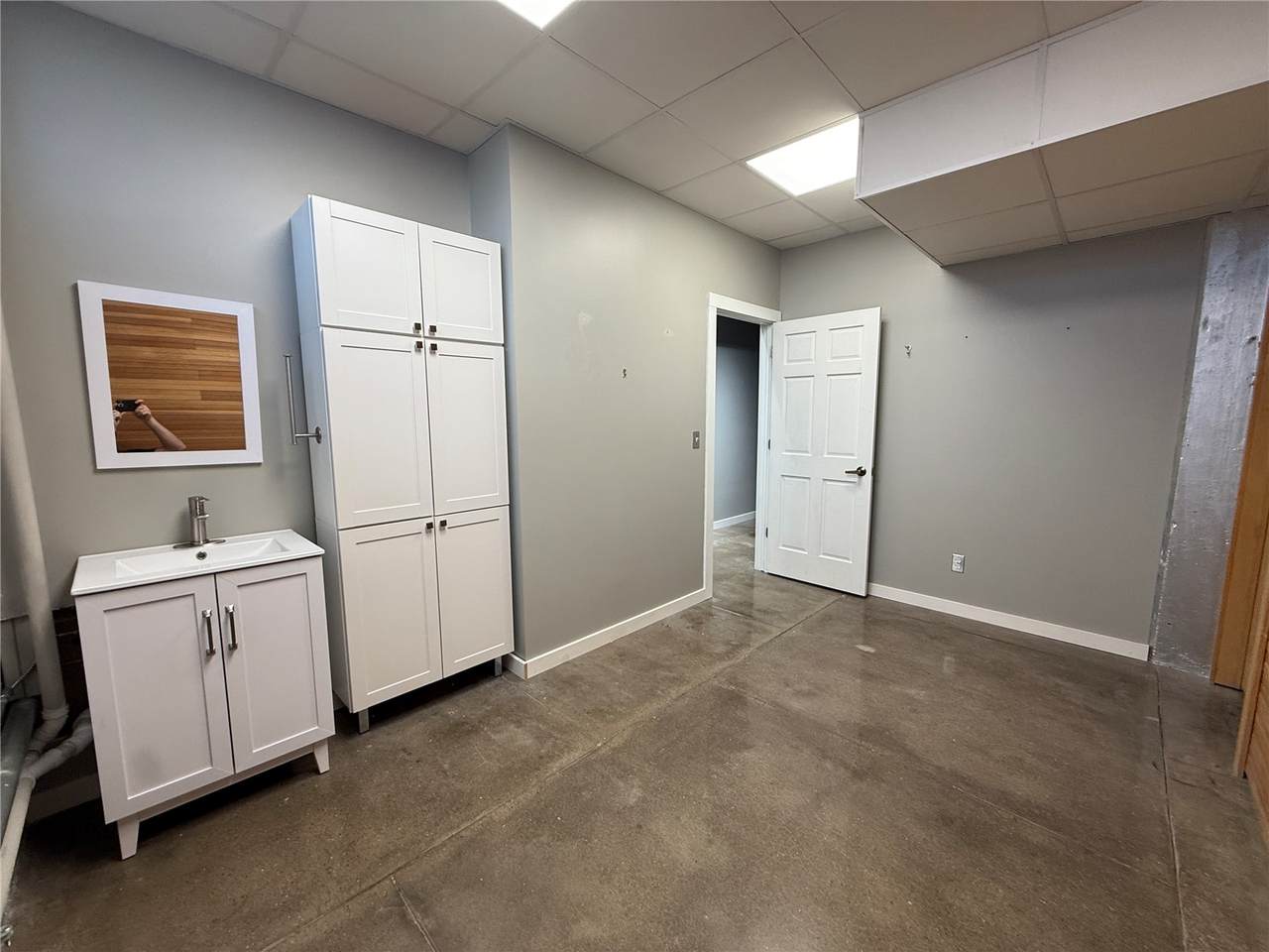 https://bt-photos.global.ssl.fastly.net/cedarrapids/1280_boomver_1_2603413-2.jpg