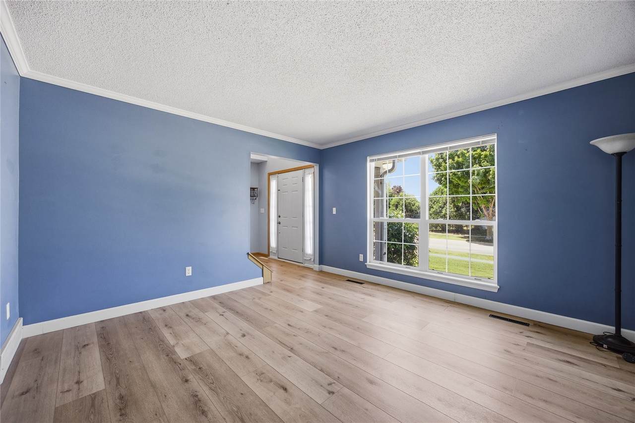 https://bt-photos.global.ssl.fastly.net/cedarrapids/1280_boomver_1_2603450-2.jpg