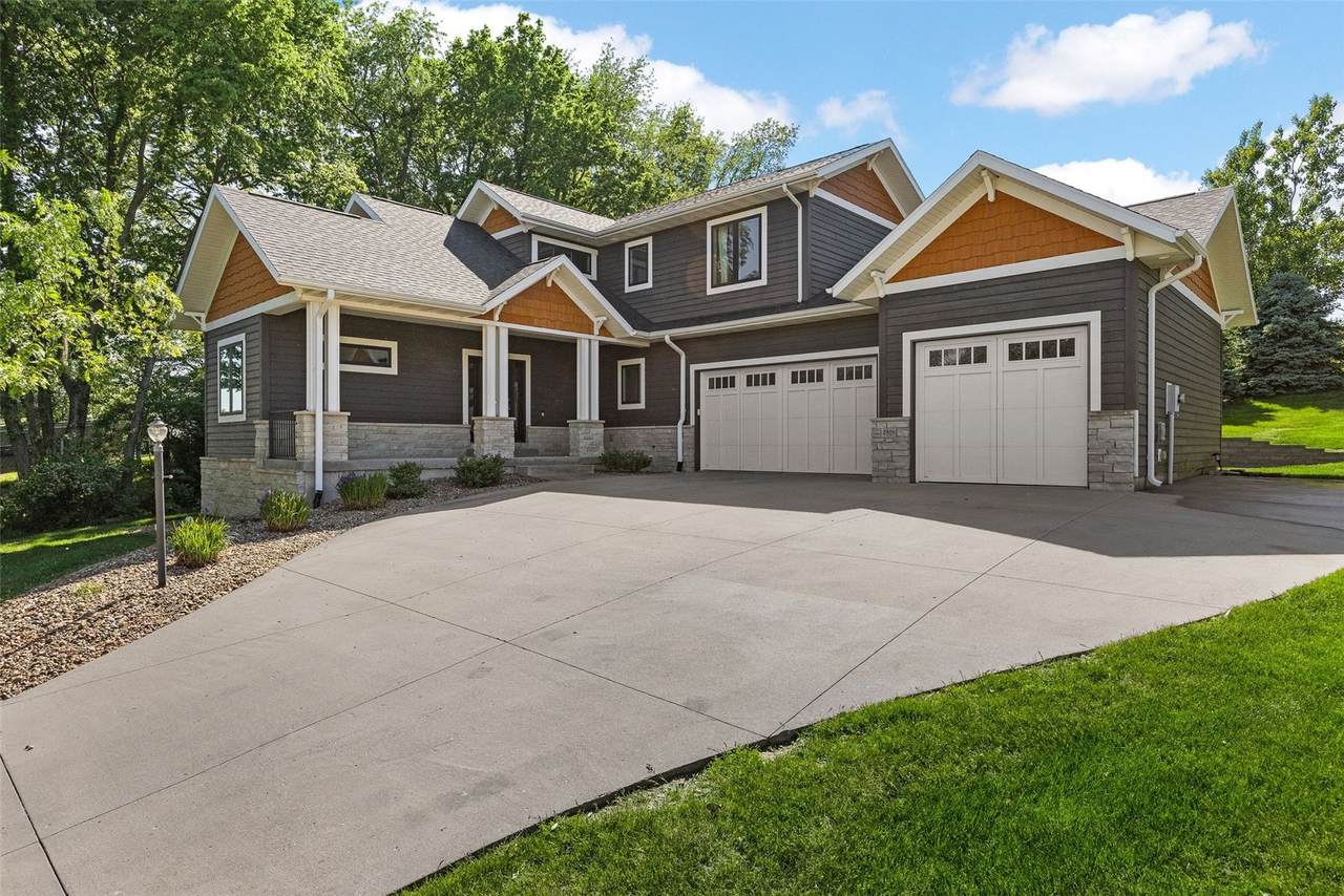 2856 Ash Street - Photo 1