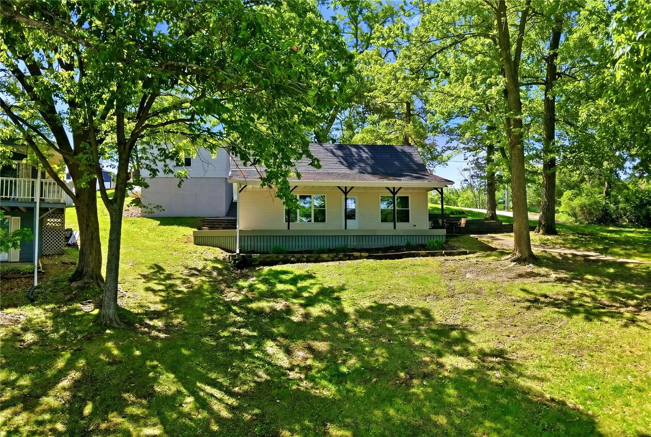 https://bt-photos.global.ssl.fastly.net/cedarrapids/1280_boomver_1_2603565-2.jpg