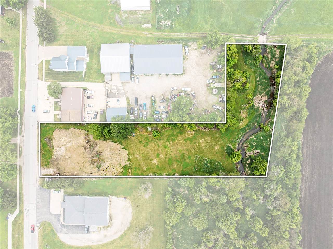 410 S Main Avenue - Photo 1