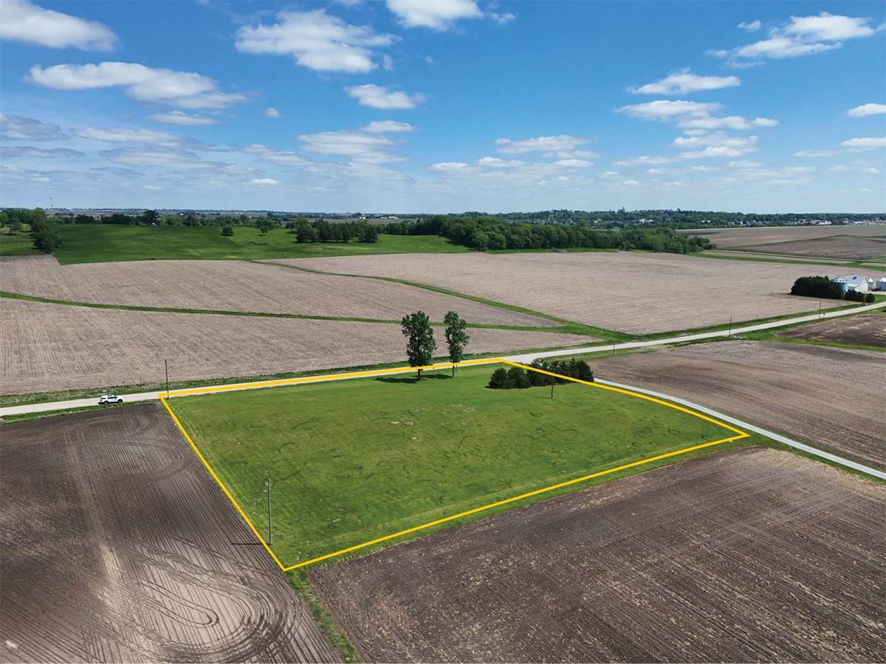  898 Henik Rd. - Photo 1