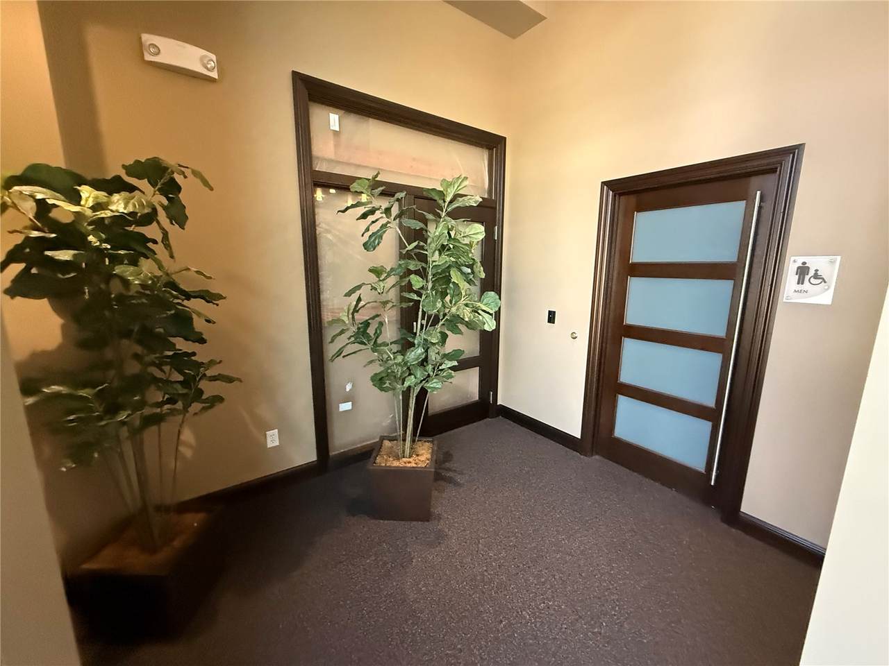 https://bt-photos.global.ssl.fastly.net/cedarrapids/1280_boomver_1_2603687-2.jpg