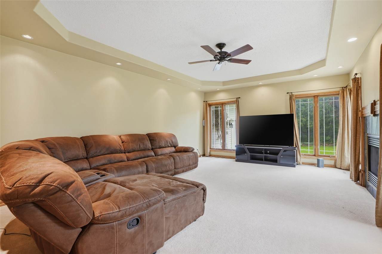 https://bt-photos.global.ssl.fastly.net/cedarrapids/1280_boomver_1_2603717-2.jpg