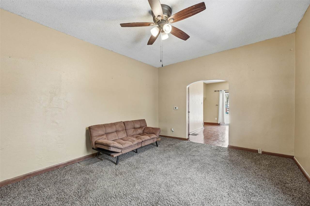 https://bt-photos.global.ssl.fastly.net/cedarrapids/1280_boomver_1_2603740-2.jpg