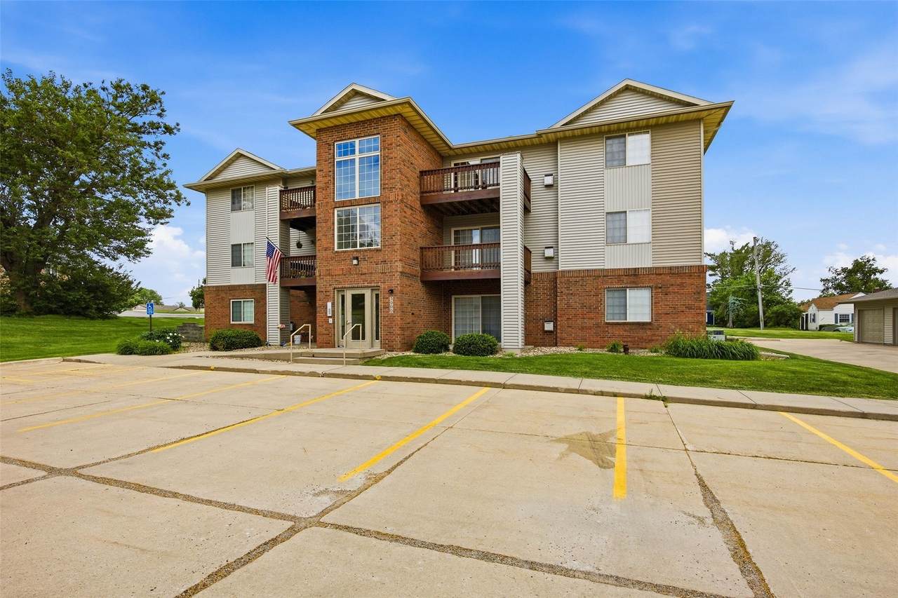 https://bt-photos.global.ssl.fastly.net/cedarrapids/1280_boomver_1_2603843-2.jpg