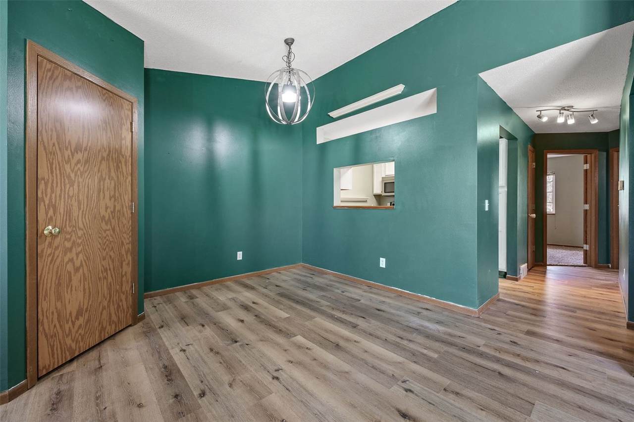 https://bt-photos.global.ssl.fastly.net/cedarrapids/1280_boomver_1_2603885-2.jpg