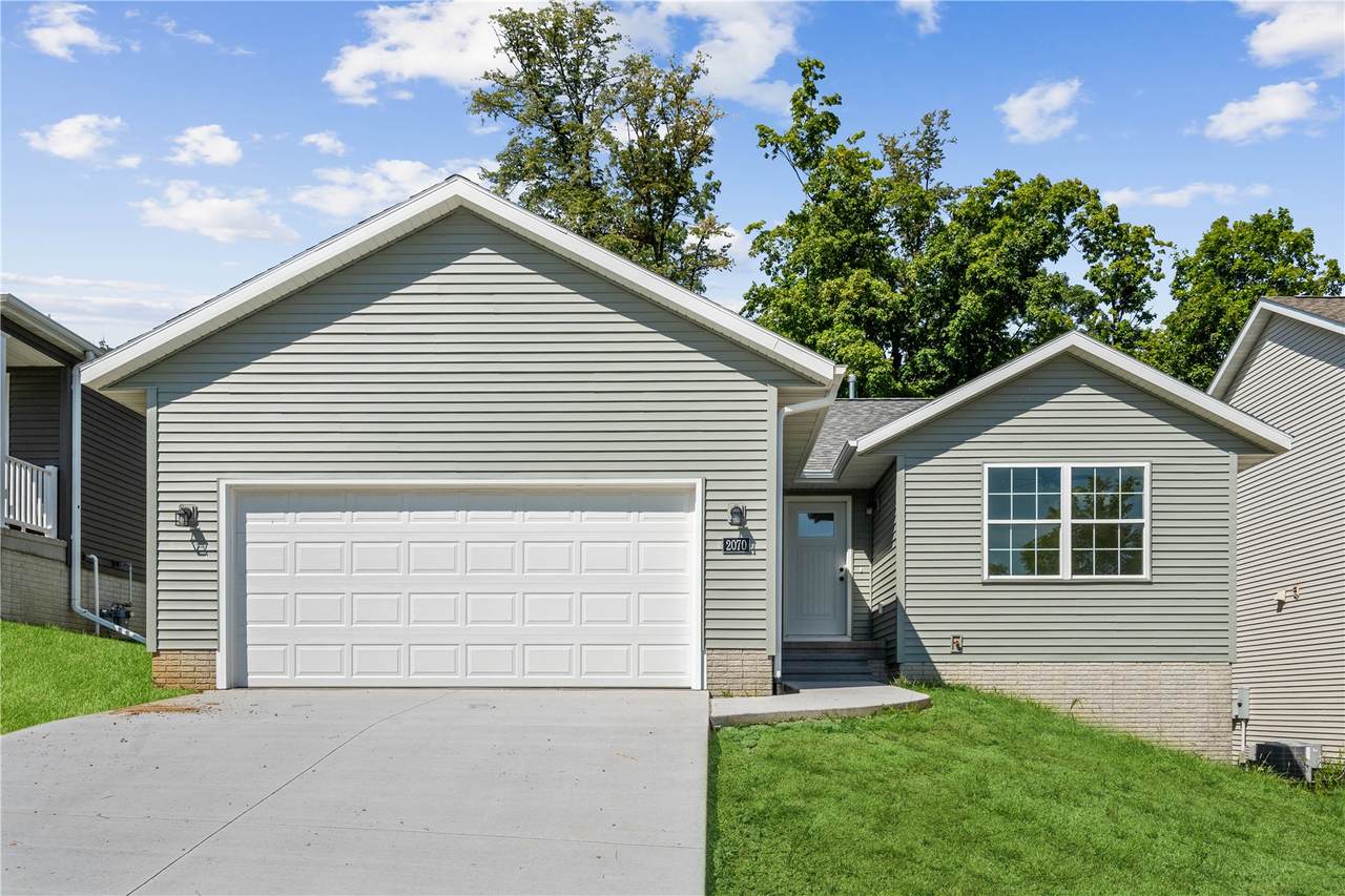 2026 Sugar Creek Drive - Photo 1