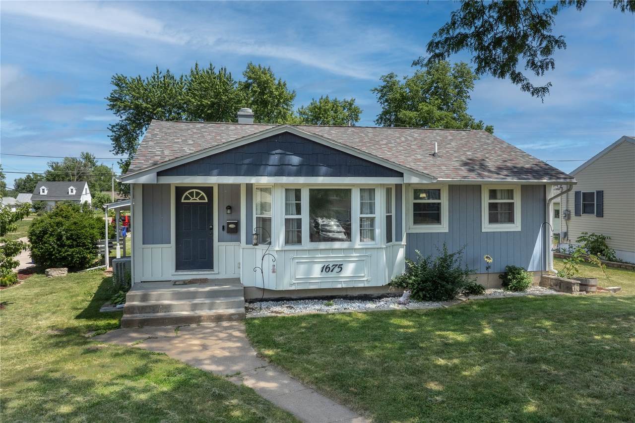 1675 9th Street - Photo 1