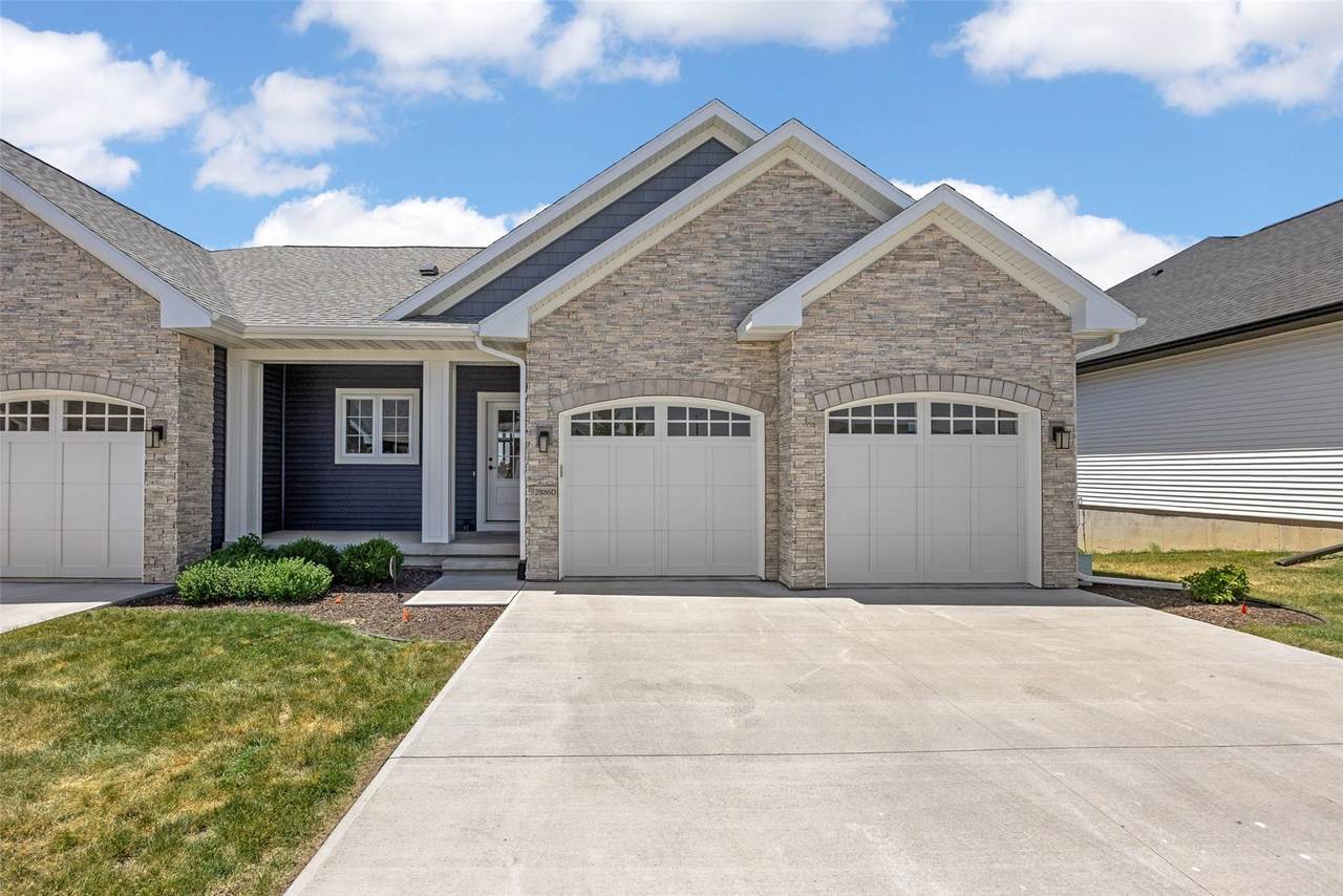 2886 Crimson Lane - Photo 1