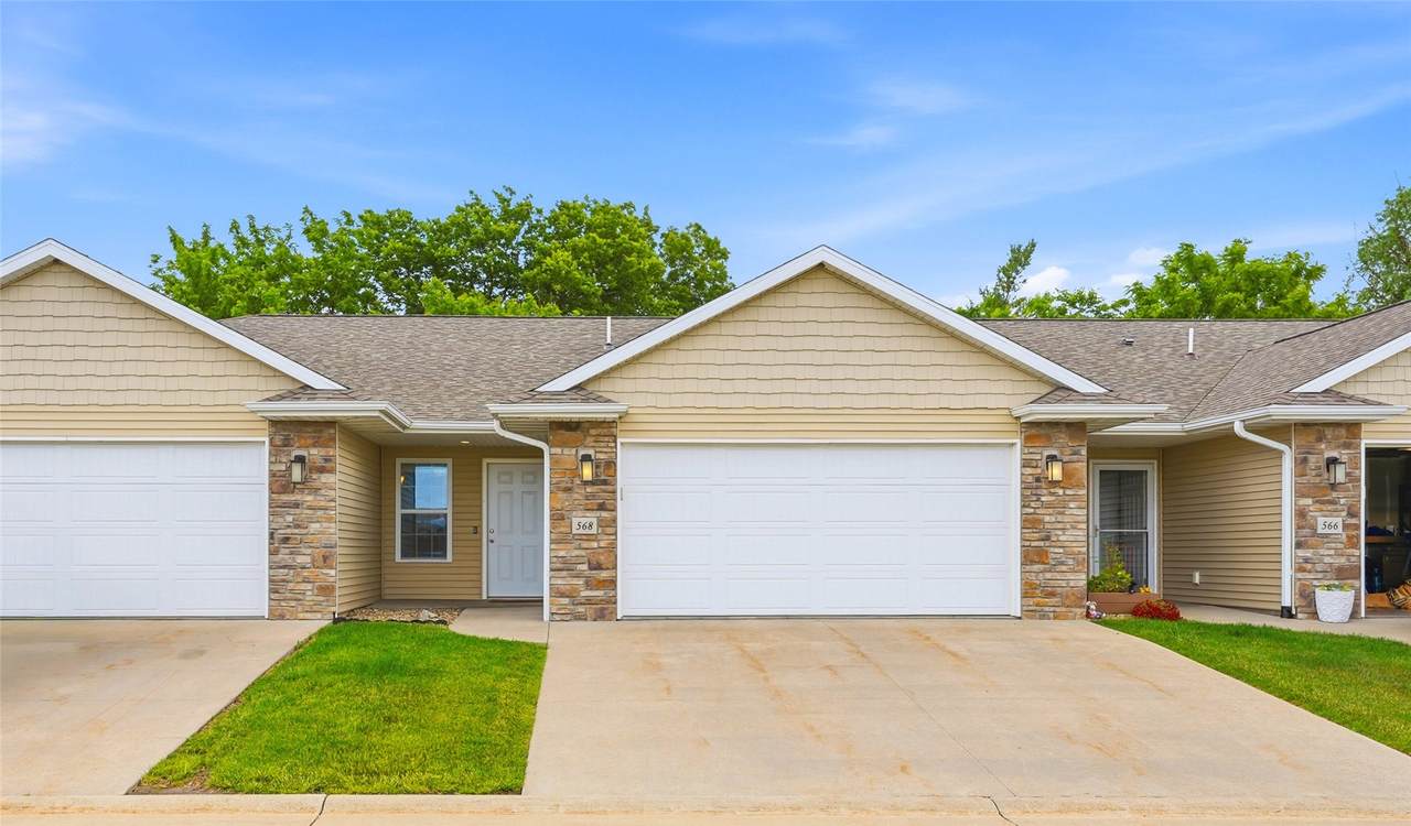 568 Meadow Oak Circle - Photo 1