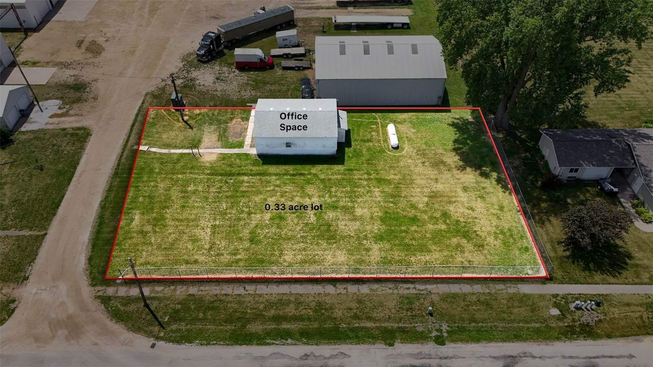 https://bt-photos.global.ssl.fastly.net/cedarrapids/1280_boomver_1_2604126-2.jpg
